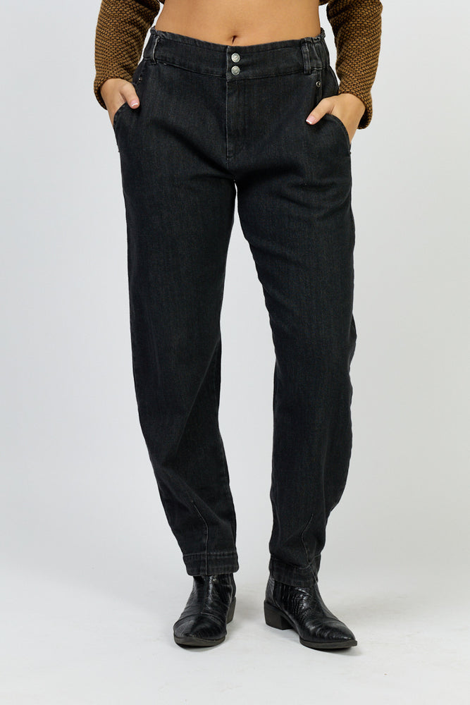 
                      
                        מכנסי נוח לי ג' 49
                      
                    