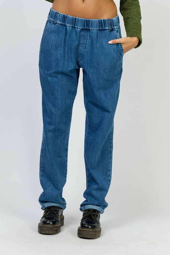 
                      
                        מכנסי ארז ג`ינס 49
                      
                    