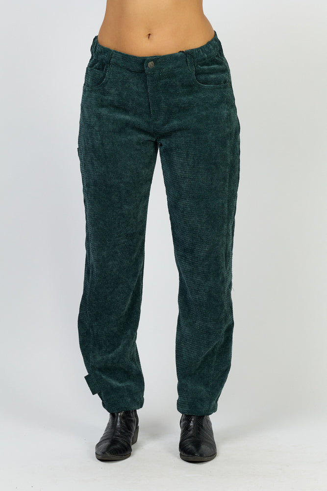 
                      
                        מכנסי רעיון גלים
                      
                    