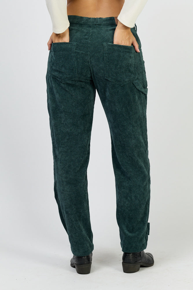 
                      
                        מכנסי רעיון גלים
                      
                    