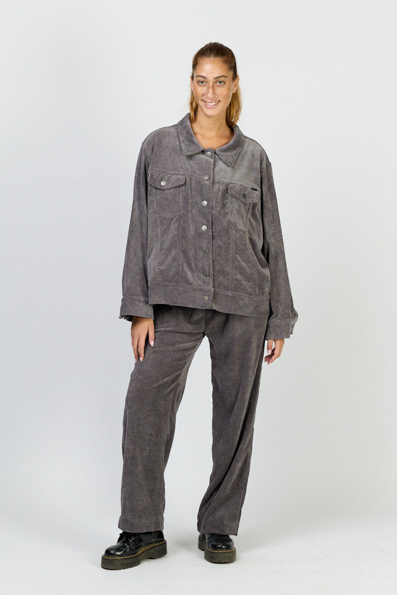 מכנסי טיילת גלים