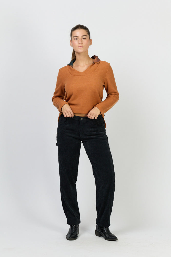 
                      
                        מכנסי רעיון גלים
                      
                    