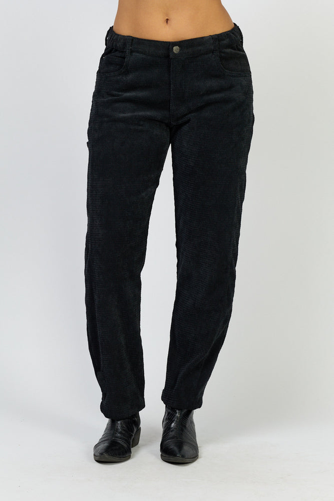 
                      
                        מכנסי רעיון גלים
                      
                    