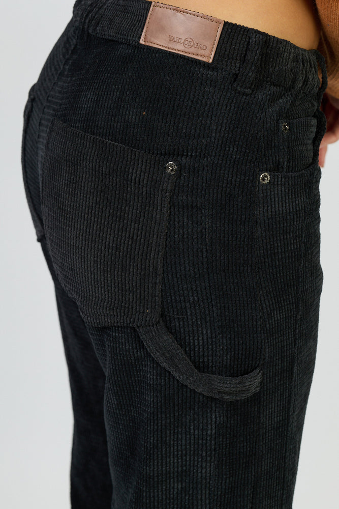 
                      
                        מכנסי רעיון גלים
                      
                    