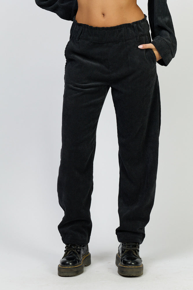 
                      
                        מכנסי אקליפטוס גלים
                      
                    