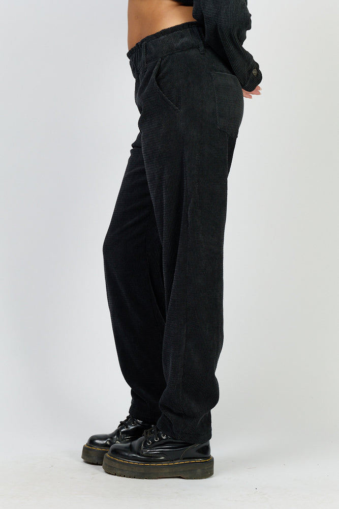 
                      
                        מכנסי אקליפטוס גלים
                      
                    