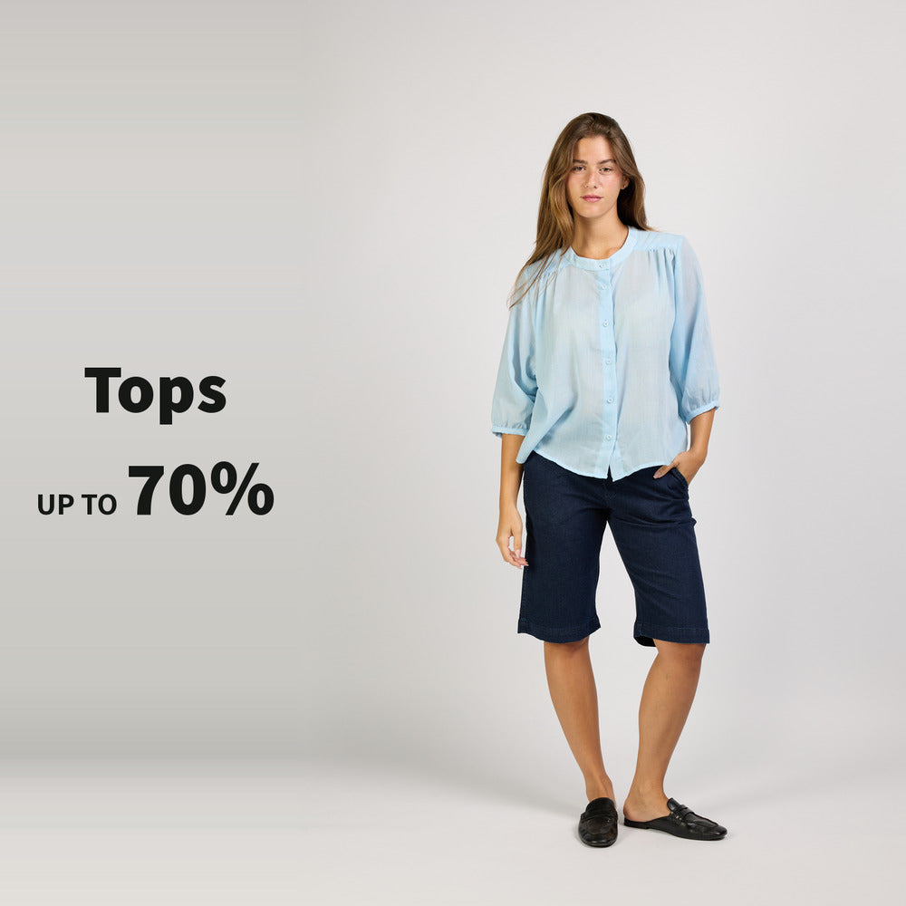 Tops — UP TO 70% — חולצת מלאך 50 תכלת
